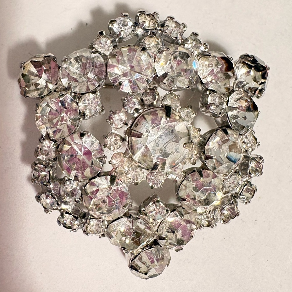 Sparkling chunky vintage Silver tone rhinestones Crystal Brooch